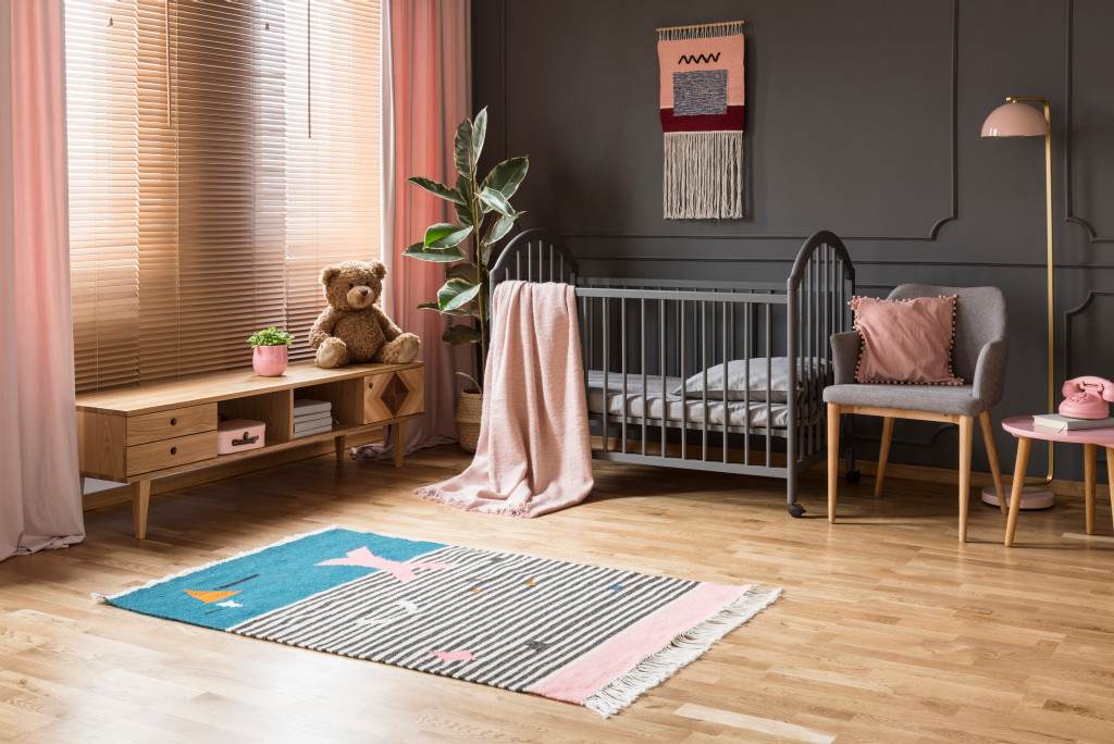 crib and other furniture securely fastened in a child's room